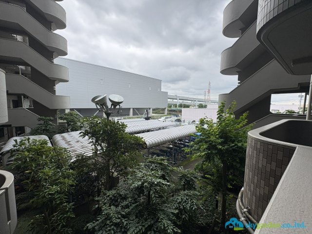 ライオンズマンション寒川第２の駐輪場