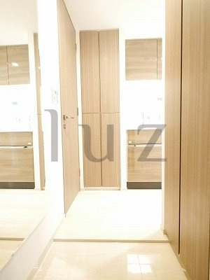 グランパセオ横濱関内プレミアムの玄関