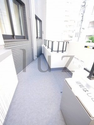グランパセオ横濱関内プレミアムのバルコニー