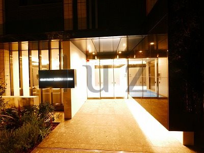 グランパセオ横濱関内プレミアムのエントランス