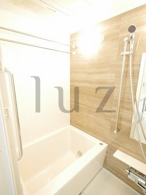 グランパセオ横濱関内プレミアムの浴室