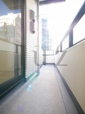 グランパセオ横濱関内プレミアムのバルコニー