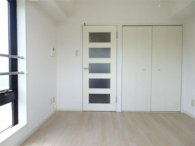 川崎市多摩区宿河原５丁目の賃貸マンションの寝室