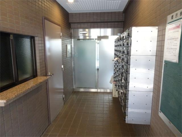 川崎市多摩区宿河原５丁目の賃貸マンションのロビー