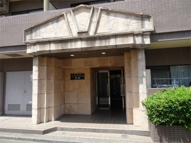 川崎市多摩区宿河原５丁目の賃貸マンションのエントランス