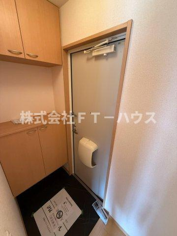 トップⅤⅥⅦⅧの玄関