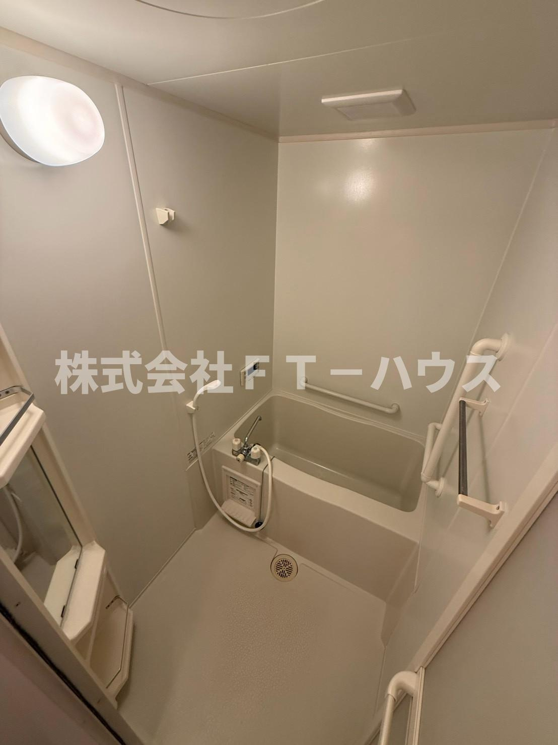 トップⅤⅥⅦⅧの浴室