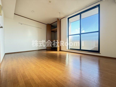 【洋室】 | メゾン共立通 | 広々とした洋室です
