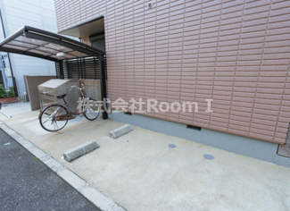 【駐車場】 | メゾン共立通 | 車をお持ちの方に嬉しい駐車場付きの物件です