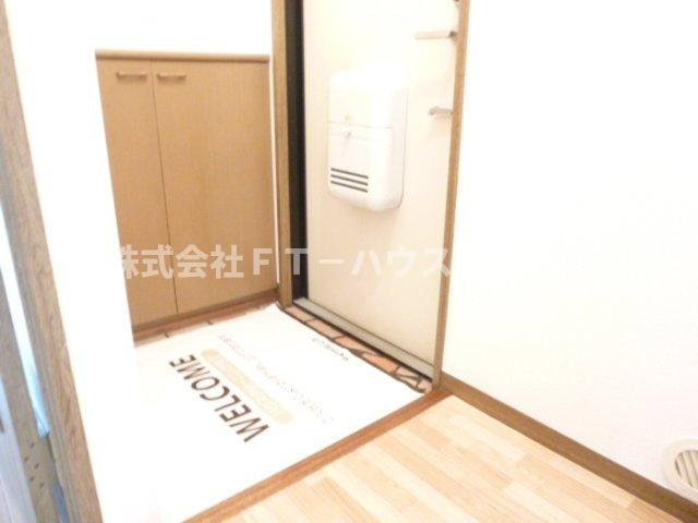 ロイヤルアネックス弐番館の玄関|玄関