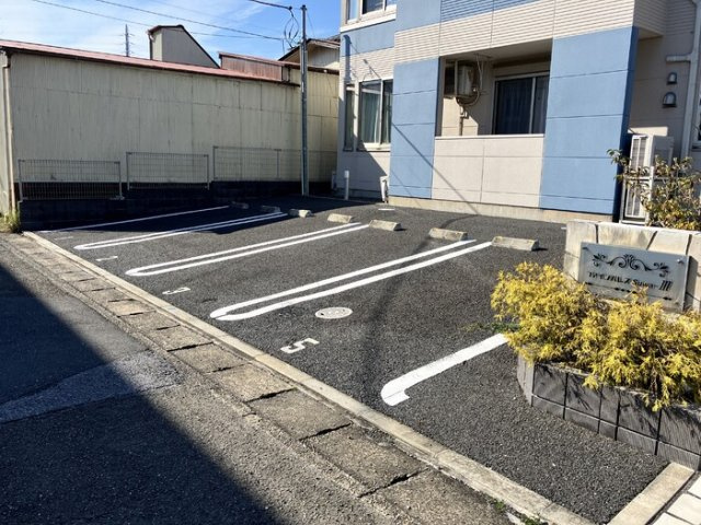 【駐車場】 | ファインパレスSuwaⅢ