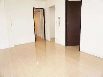 千代田区神田小川町３丁目の賃貸マンション