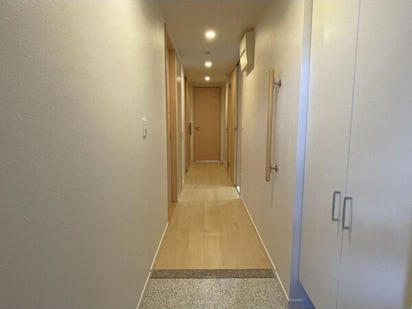 FROLIGOの玄関