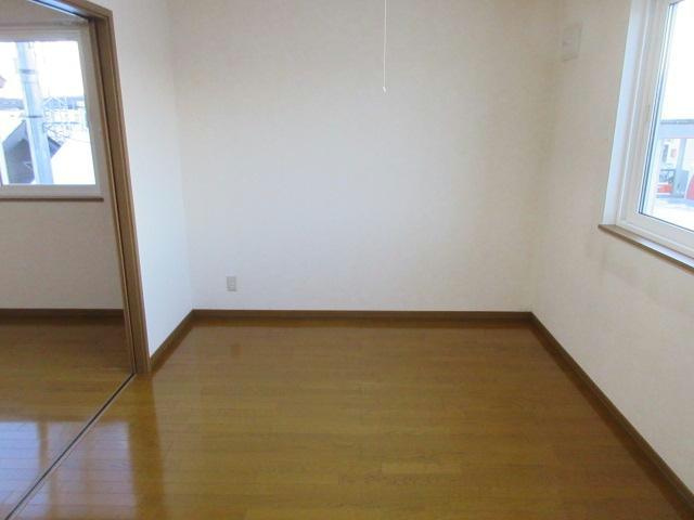 ロゼット暁の洋室