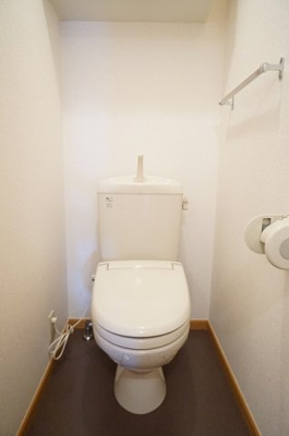 【トイレ】 | カーサ・フィオーレ | トイレです