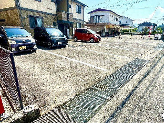 ウィルモア 土佐の駐車場|駐車場です