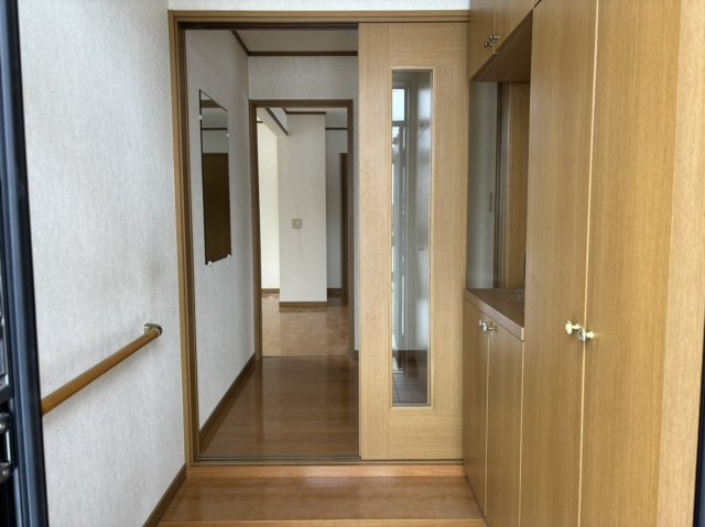 中古戸建　訓子府町東町の玄関|毎日通る玄関はこちらです