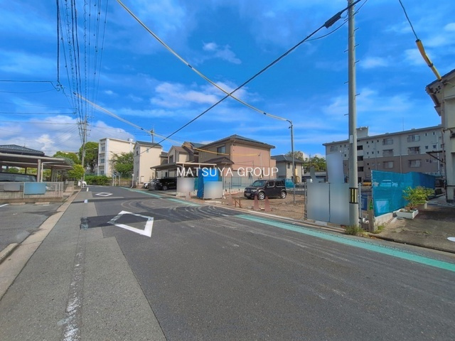 【前面道路含む現地写真】の画像