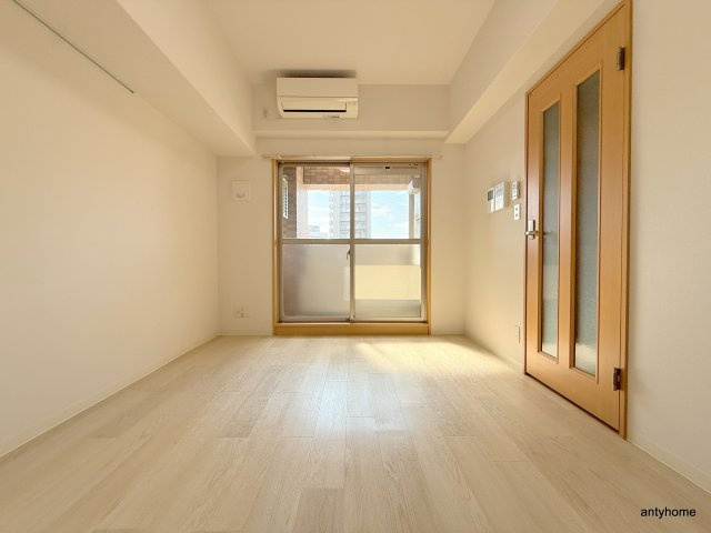 サムティ阿波座ルッソ　仲介手数料無料の寝室