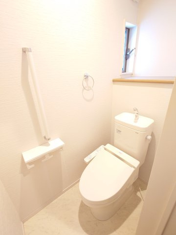 川越市寺尾中古戸建のトイレ