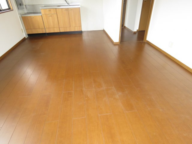 メイプルタウン川越的場Fのキッチン|反転タイプ
