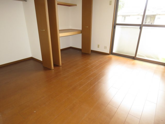 メイプルタウン川越的場Fの洋室