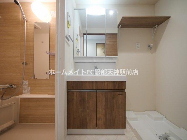 エメルミナ豊中岡町の独立洗面台