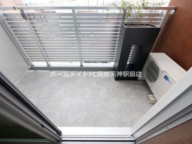 エメルミナ豊中岡町のバルコニー