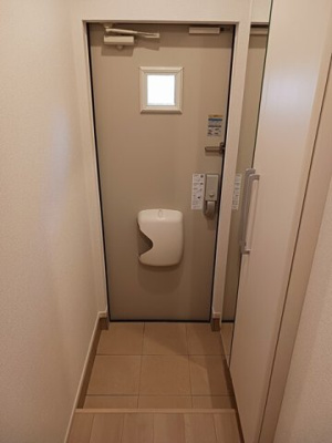【玄関】 | サニースポット | 玄関です
