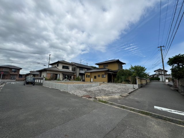 Adoble+ーアドブル＋小倉南区朽網東6丁目1期　【小倉南区　新築戸建て】の外観|現地撮影　2026,6,6　Adoble+ーアドブル＋小倉南区朽網東6丁目1期　【小倉南区　新築戸建て】