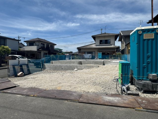 Adoble+ーアドブル＋小倉南区朽網東6丁目1期　【小倉南区　新築戸建て】の外観|現地撮影　2026,7,31　Adoble+ーアドブル＋小倉南区朽網東6丁目1期　【小倉南区　新築戸建て】