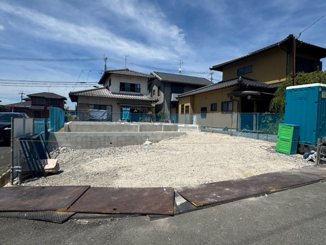 Adoble+ーアドブル＋小倉南区朽網東6丁目1期　【小倉南区　新築戸建て】の外観|現地撮影　2026,7,31　Adoble+ーアドブル＋小倉南区朽網東6丁目1期　【小倉南区　新築戸建て】
