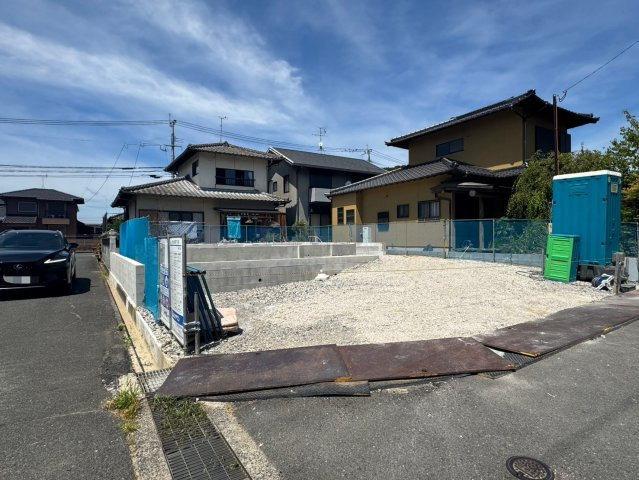 Adoble+ーアドブル＋小倉南区朽網東6丁目1期　【小倉南区　新築戸建て】の外観|現地撮影　2026,7,31　Adoble+ーアドブル＋小倉南区朽網東6丁目1期　【小倉南区　新築戸建て】