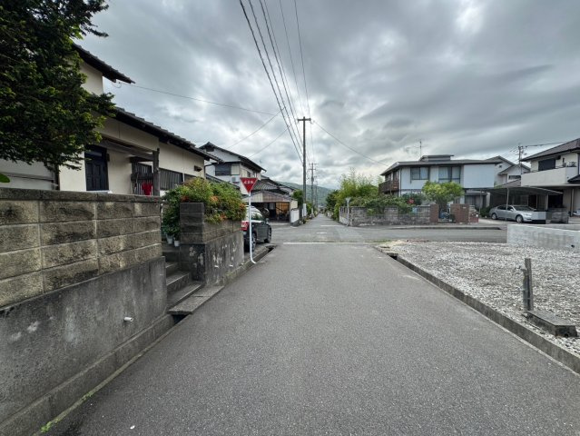 【前面道路含む現地写真】の画像
