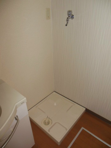 ※同マンション別部屋の参考写真です。