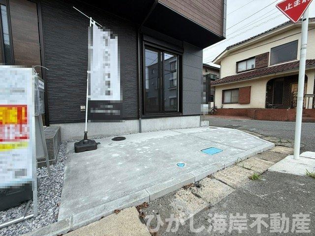 平塚市幸町　新築戸建　全2棟の駐車場|駐車スペース