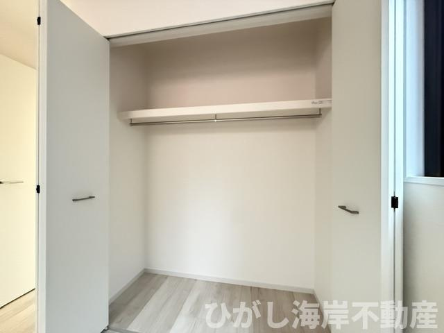 平塚市幸町　新築戸建　全2棟の収納|各居室　収納スペース付き
