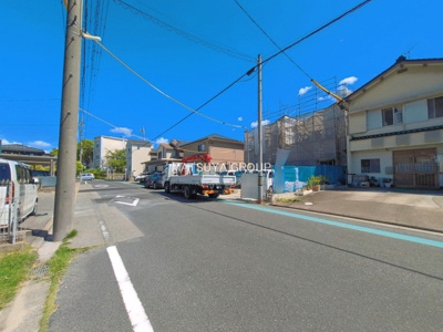 【前面道路含む現地写真】 | リーブルガーデン岡崎市広幡町-1号棟