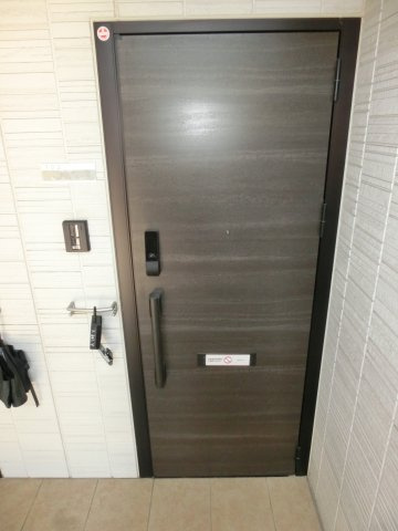 シャトレーパインの玄関