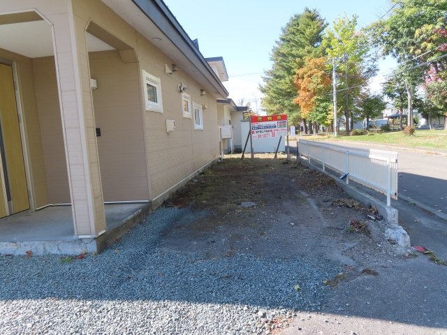 北見市緑町６丁目２番１号　中古売家の玄関|【リフォーム前】玄関です。