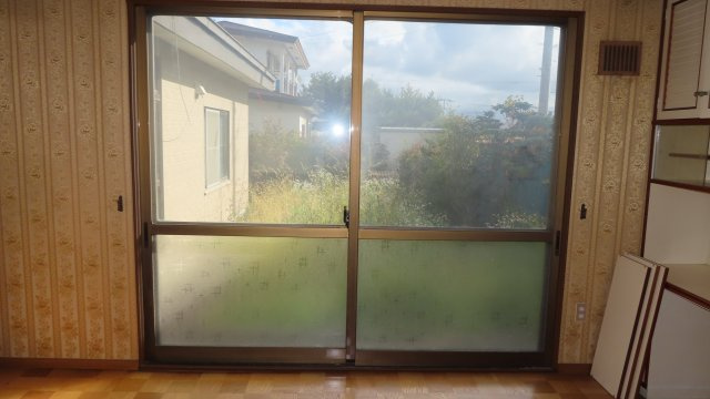北見市緑町６丁目２番１号　中古売家の洋室|【リフォーム前】1階洋室