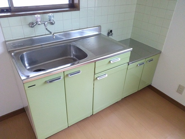 厚木市温水のアパートのキッチン