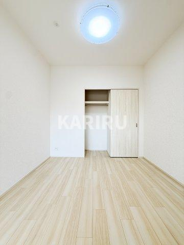 プレジオ玉造の寝室