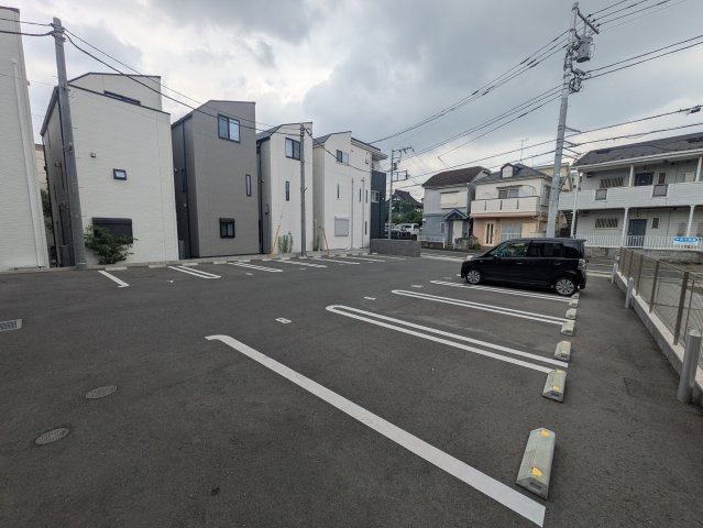 ゼフィールの駐車場