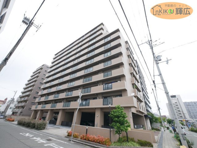 パレロワイヤル姫路駅前　4階の外観