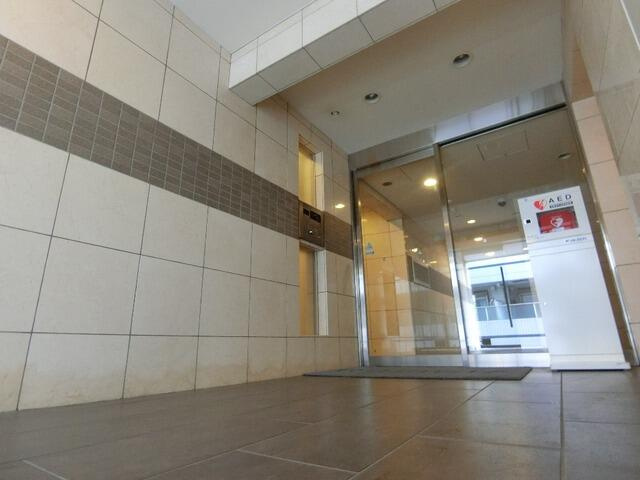 調布市八雲台１丁目の賃貸マンションのロビー