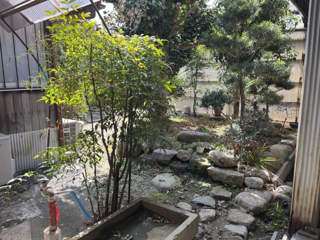 津市芸濃町椋本字新町 売土地の庭