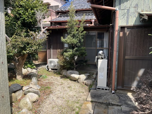 津市芸濃町椋本字新町 売土地の庭