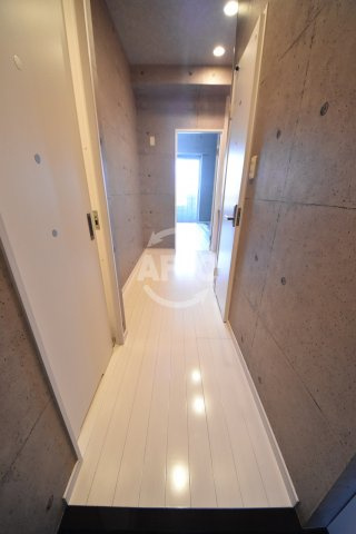 アプリーレ梅田東の内装|JYUME神山（ジューム神山）　ろうか