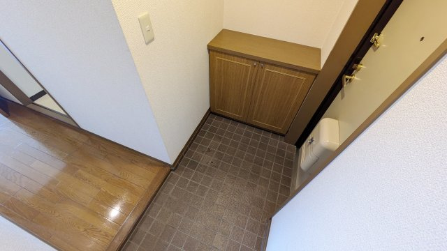 【玄関】 | ライオンズマンション泉南樽井第２